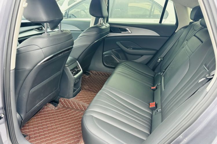 Used Hongqi H5 2023 2.0T Automatic Smart Connect Flagship Edition
