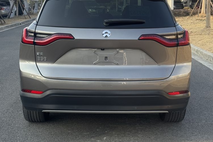 Used Nio ES8 2018 355 km Base Version 7-Seater Edition