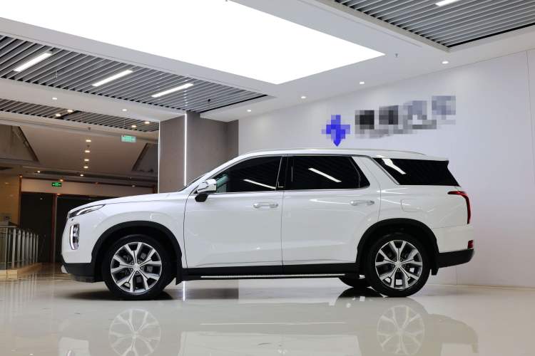 Used Hyundai Palisade 2021 3.5L Automatic 4x4 GLS
