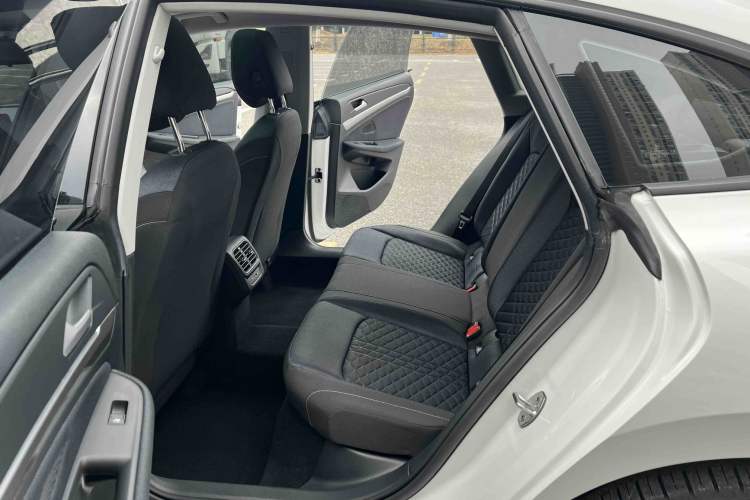 Used Volkswagen Lamando 2022 Lavida L 280TSI DSG Hot Edition
