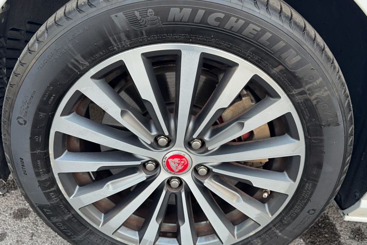 Used Jaguar XEL 2020 2.0T 200PS R-DYNAMIC Youth Sports Edition
