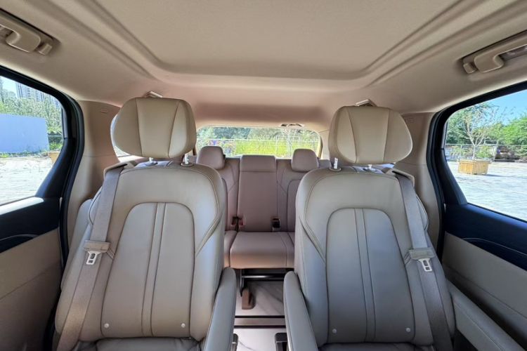 Used Buick GL8 2021 ES Land Cruiser 653T Luxury Edition
