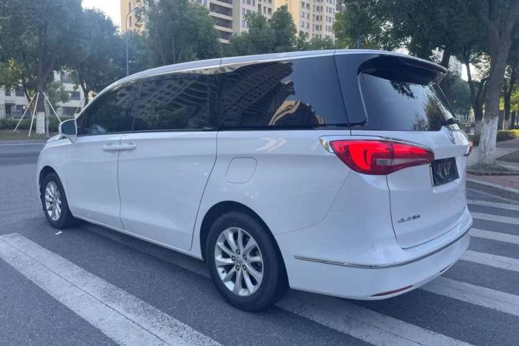 Used Buick GL8 2018 ES 28T Comfort Model China VI Standard
