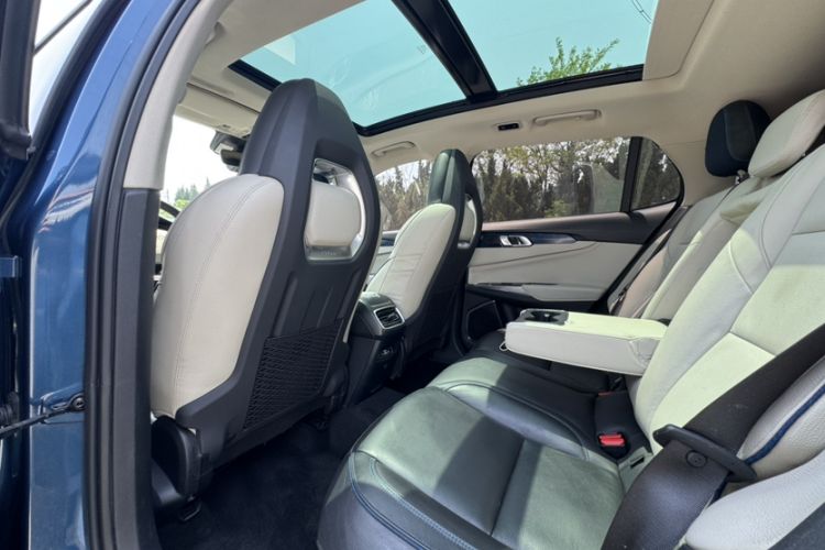 Used Lynk & Co 01 2017 2.0T Two-Wheel Drive Zhaopu Version
