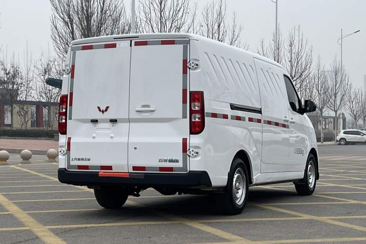 Used Wuling Yangguang 2024 300km Range Practical Window-Sealed Version 75kW
