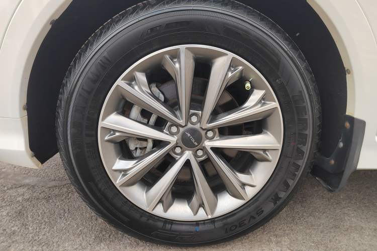 Used JETOUR X70 2022 1.5T DCT YueXing Edition 7 Seats
