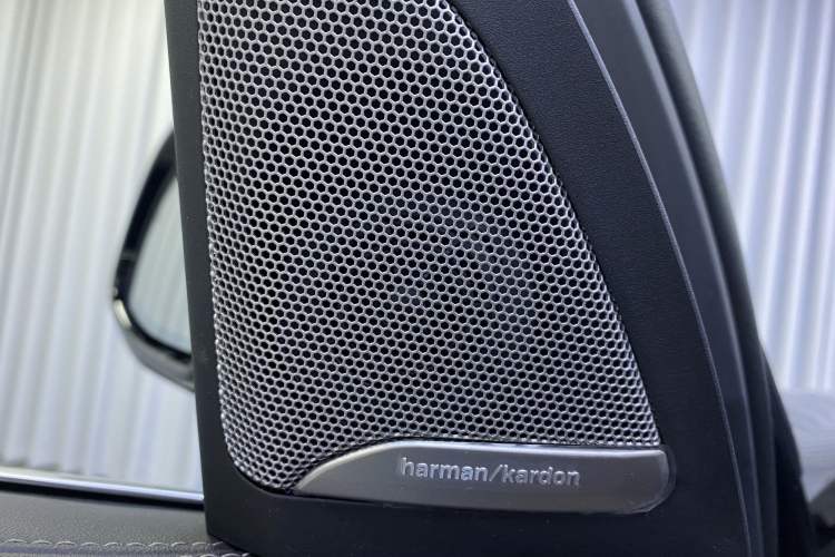 Used BMW X5 2023 xDrive 40Li M Sport Package
