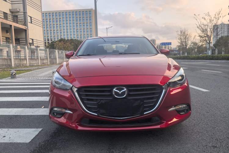 Used Mazda Mazda 3 Axela 2017 Sedan 1.5L Automatic Luxury Model Emission Standard China V
