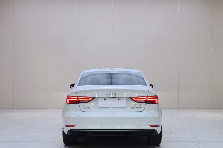 Used Audi A3 2019 Limousine 35 TFSI Style Version China V Emission Standard
