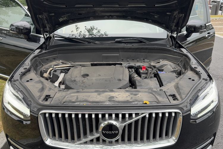 Used Volvo XC90 2021 B6 Zhiyi Luxury Edition 7-Seater
