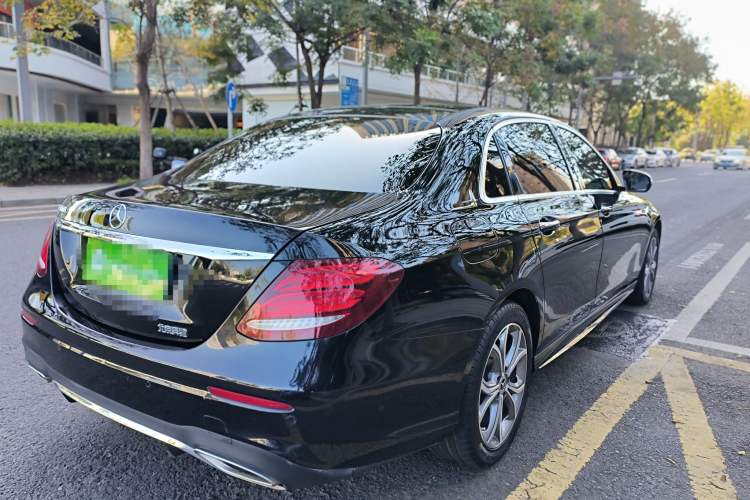 Used Mercedes-Benz E-Class 2020 Restyled E 300 L Sporty and Stylish Edition
