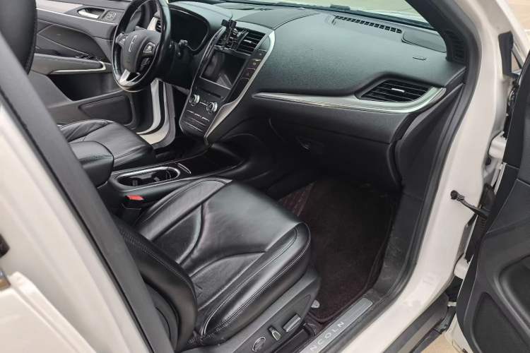 Used Lincoln MKC 2019 2.0T Two-Wheel Drive Luxury Edition China VI Standard
