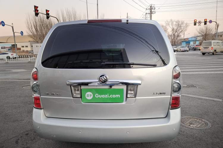 Used Buick GL8 2014 2.4L Classic Edition