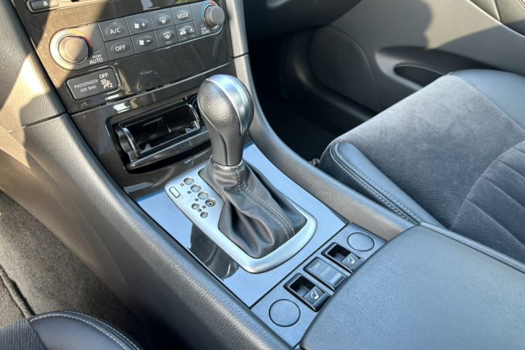 Used Infiniti QX50 2015 2.5L Comfort Edition
