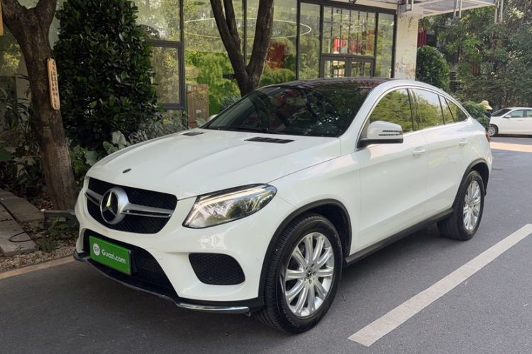 Used Mercedes-Benz GLE Coupe 2017 GLE 320 4MATIC Coupe SUV
