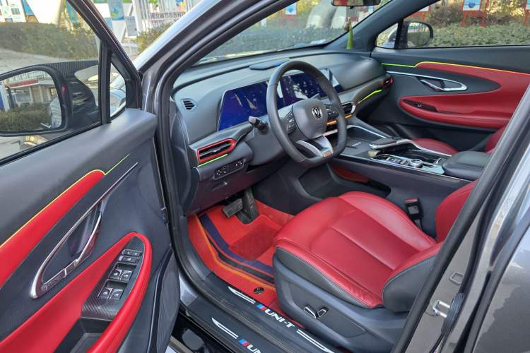 Used Changan UNI-T 2020 1.5T Prestige Version
