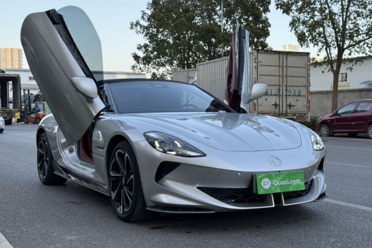 Used MG Cyberster 2024 520 km Legendary All-Wheel-Drive Version
