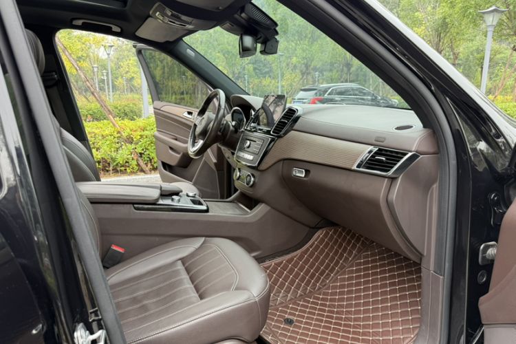 Used Mercedes-Benz GLE 2018 GLE 320 4MATIC Luxury Collection Edition
