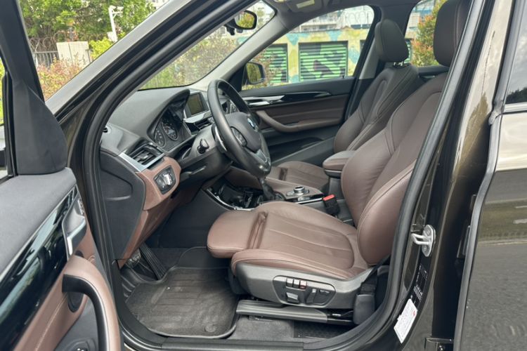 Used BMW X1 2016 sDrive20Li Luxury Model
