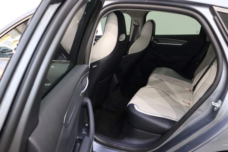 Used BYD Destroyer 05 2024 HONOR Edition DM-i 55KM Luxury Model
