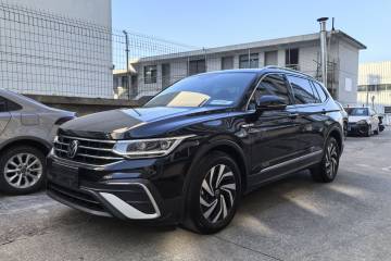 Used Volkswagen Tiguan L 2023 Revised Version 330TSI Automatic Two-Wheel Drive Smart Enjoyment Edition