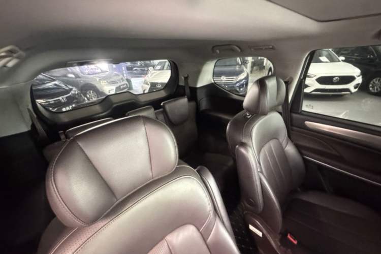 Used GAC Trumpchi M6 2019 270T Automatic Prestige Edition (7-seater) China V Standard
