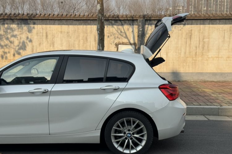 Used BMW 1 Series 2016 120i Leading Model
