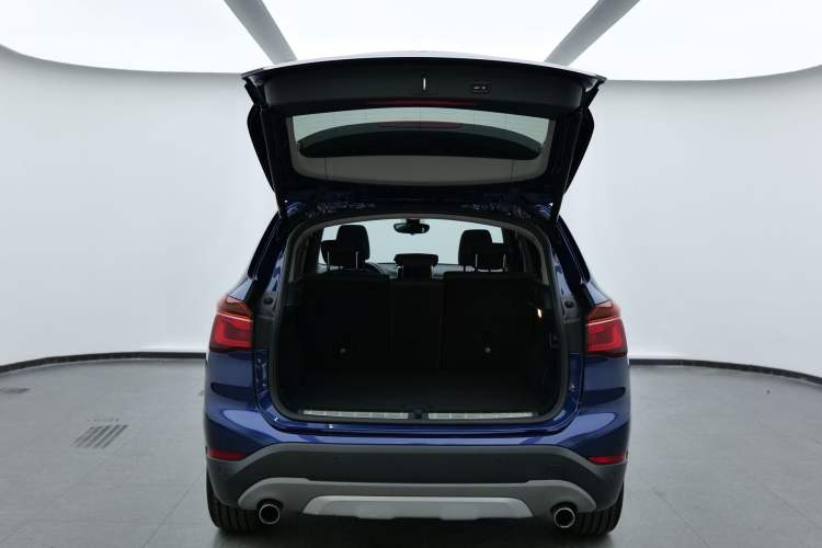 Used BMW X1 2018 xDrive20Li Luxury Model
