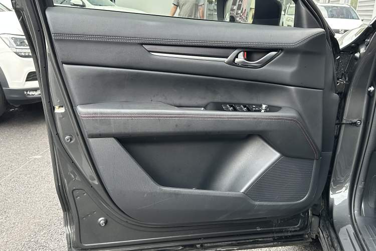 Used Mazda CX-5 2021 2.5L Automatic Two-Wheel Drive Black Knight
