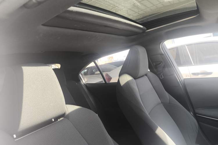 Used Toyota Levin 2021 Dual-Engine 1.8H E-CVT Luxury Edition
