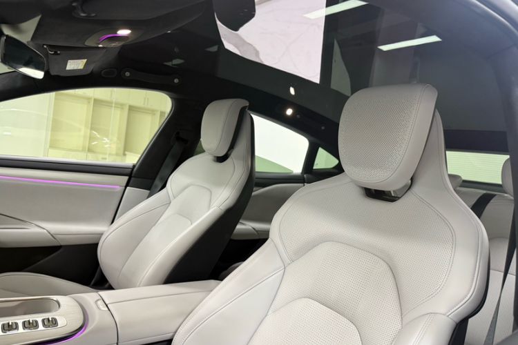 Used  SU7 2024 Four-Wheel Drive Ultra-Long Range Advanced Intelligent Driving Max Edition
