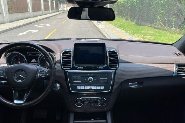 Used Mercedes-Benz GLE 2019 GLE 320 4MATIC Luxury Collection Edition
