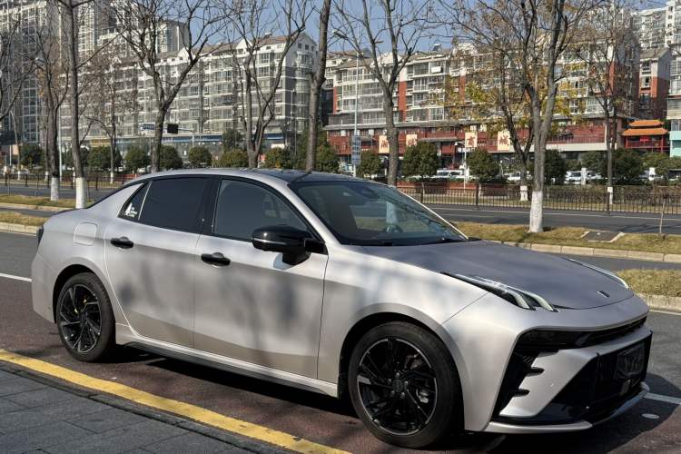 Used Lynk & Co 03 2023 1.5TD DCT JingPro
