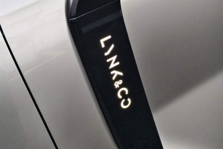 Used Lynk & Co 08 EM-P 2023 120km Long-Range Halo