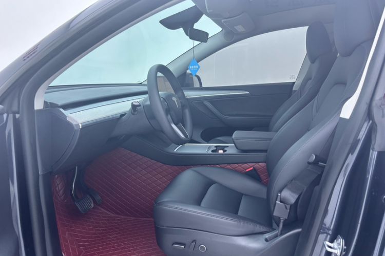 Used Tesla Model Y 2024 Rear-Wheel-Drive Version
