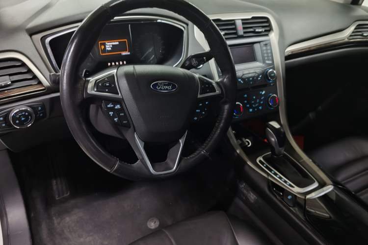 Used Ford Mondeo 2013 2.0L GTDi 200 Fashion Edition
