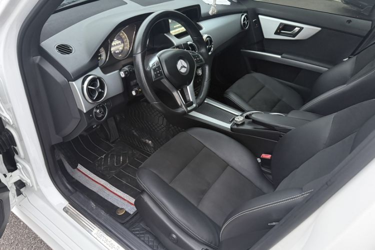 Used Mercedes-Benz GLK-Class 2015 GLK 260 4MATIC Dynamic Edition Ultimate Version
