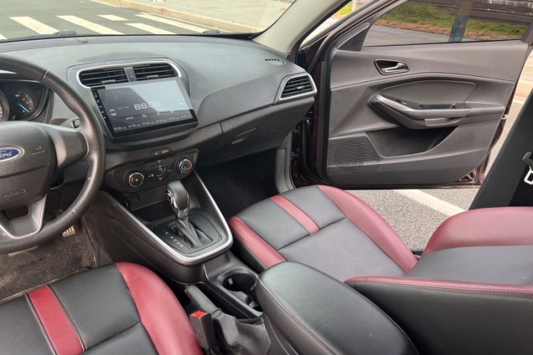 Used Ford Escort 2019 Revised 1.5L Automatic ZhiXiang Version China VI Standard
