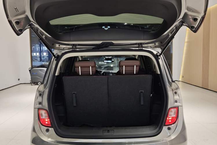 Used Buick GL6 2019 18T 6-Seater Connected Luxury Version China VI Standard
