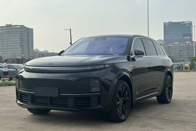 Used Li Auto L7 2023 Air model
