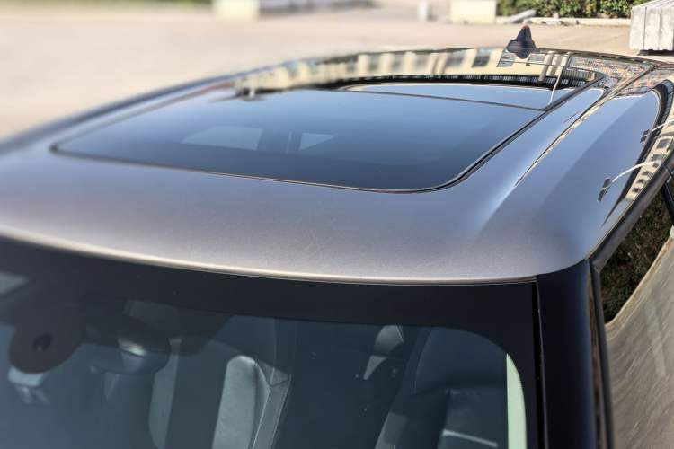 Used  Clubman 2016 Updated 1.5T COOPER Geek Edition
