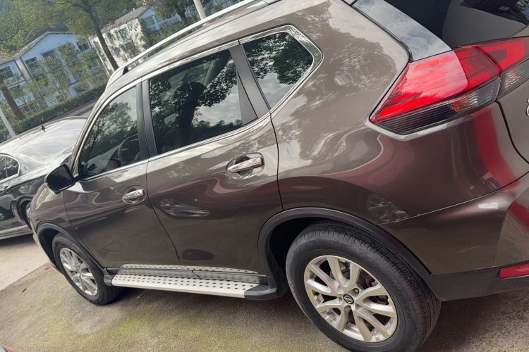 Used Nissan X-Trail 2019 2.0L CVT Smart Connect Comfort Edition 2WD
