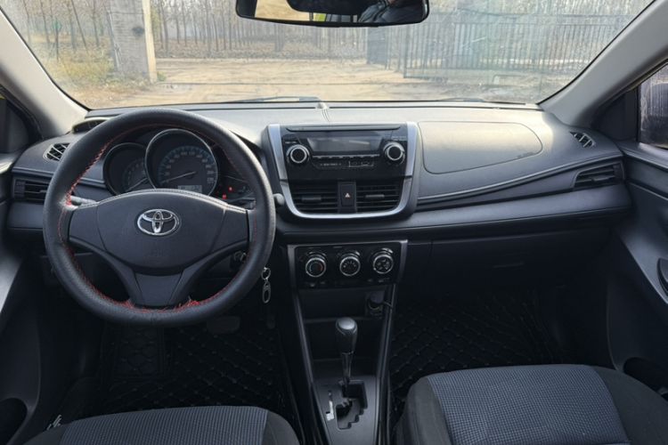 Used Toyota YARiS L 2016 Revised 1.5E CVT Charming Edition
