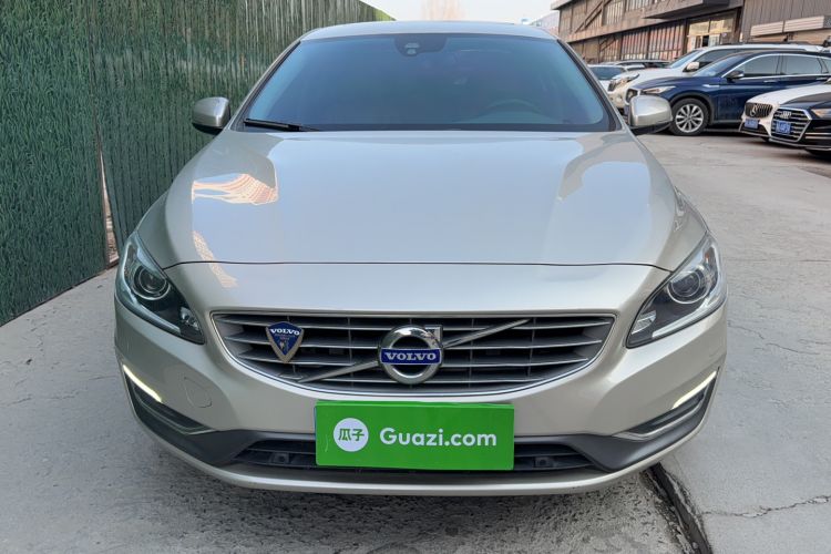 Used Volvo S60 2018 S60L T4 Zhiyuan Edition
