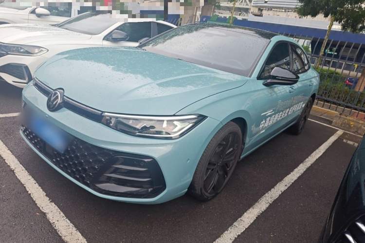 Used Volkswagen Passat 2025 Pro 380TSI Starry Dragon Luxury Edition
