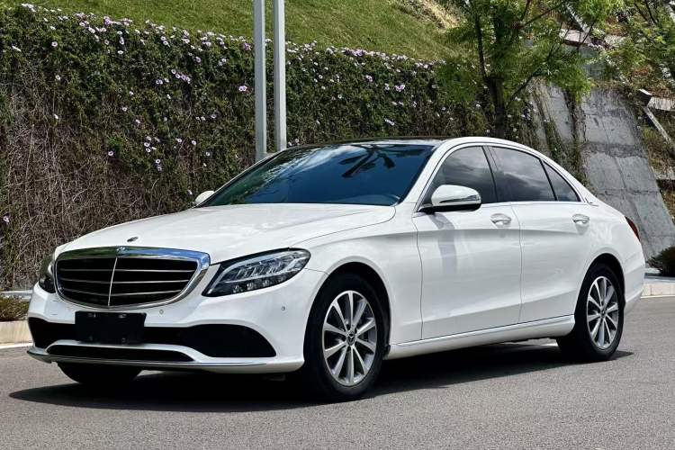 Used Mercedes-Benz C-Class 2021 C 200 L Fashion Model
