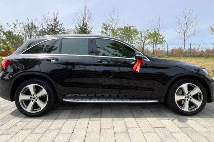 Used Mercedes-Benz GLC 2017 GLC 300 4MATIC Sport Edition
