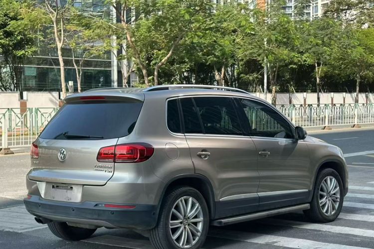 Used Volkswagen Tiguan 2013 2.0 TSI Automatic All-Wheel-Drive Flagship Edition