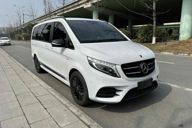 Used Mercedes-Benz V-Class 2018 V 260 AMG Sport Edition China VI
