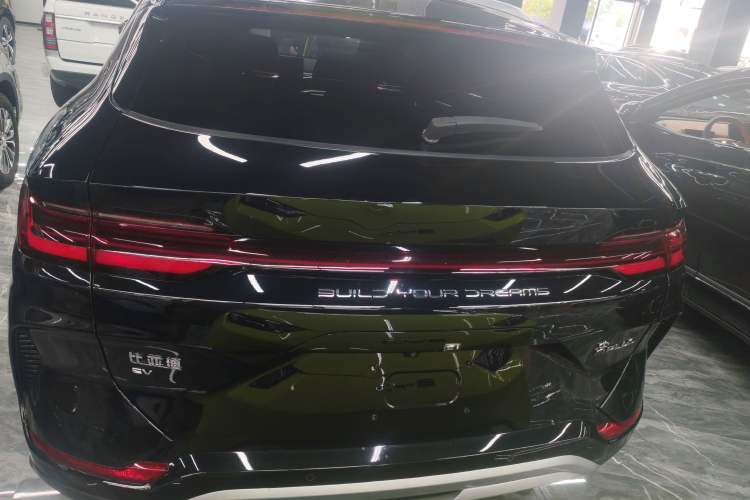 Used BYD Song PLUS New Energy 2023 Champion Edition EV 520KM Flagship Model
